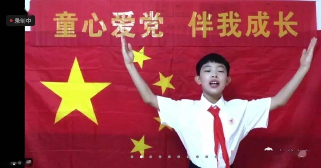 逃出足球场